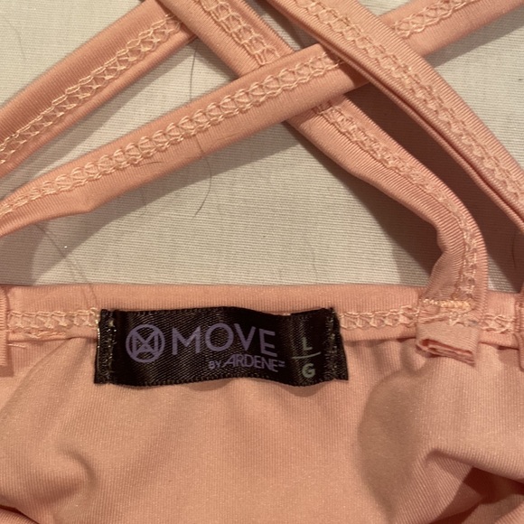 Ladies Workout top - Picture 4 of 6